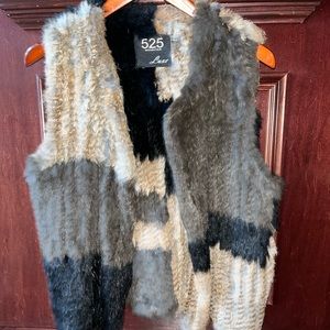 Stunning rabbit fur tricoloured vest size medium